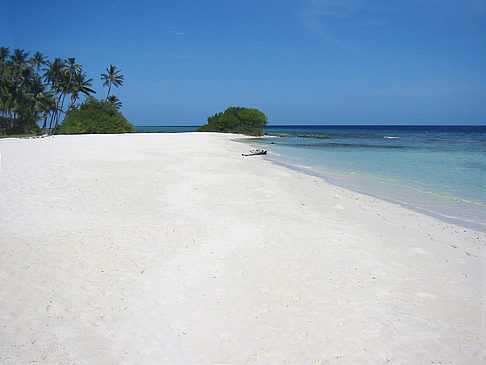 Der weiße Sandstrand Foto 