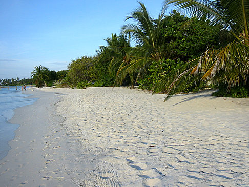 Der weiße Sandstrand Fotos