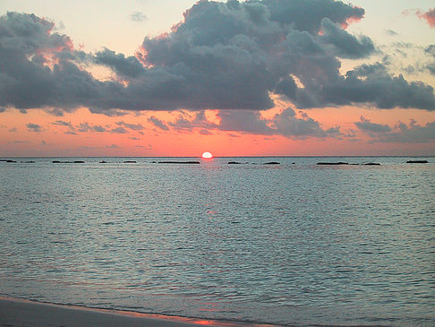 Sonnenuntergang auf den Malediven Fotos